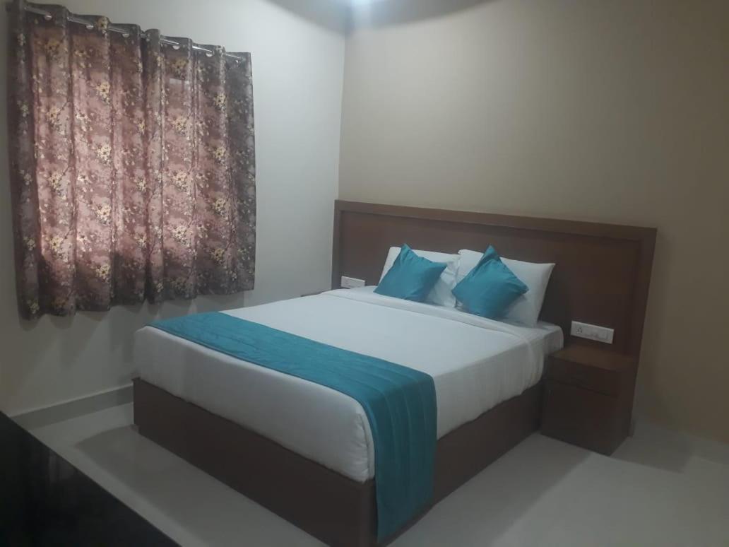 Kanmani Elite- A Perfect Home Tiruchirappalli ภายนอก รูปภาพ